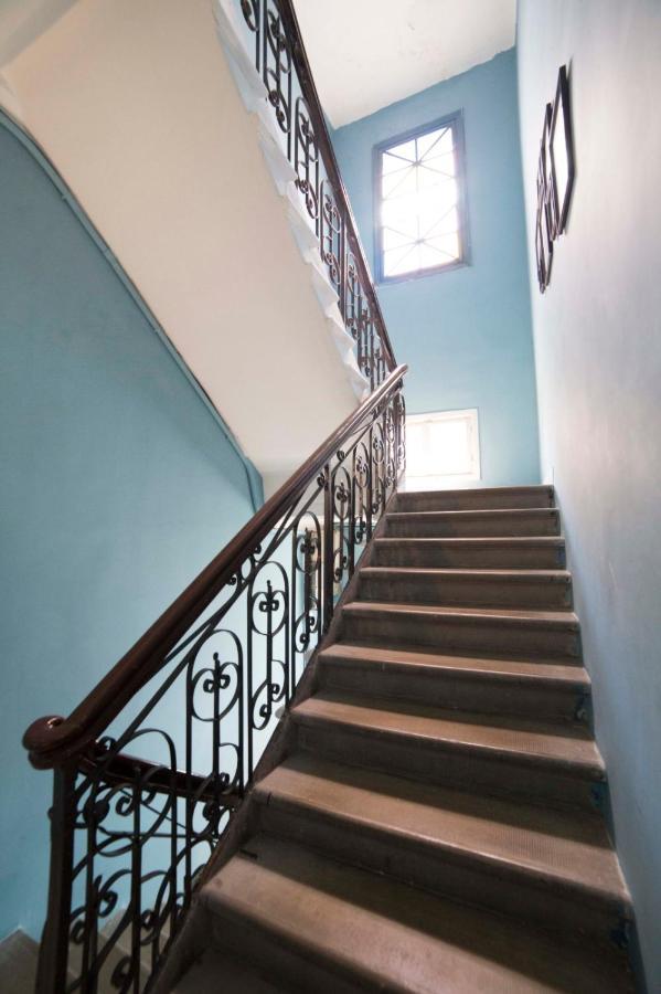 Two-Bedroom Apartment,1340869613:JPEG