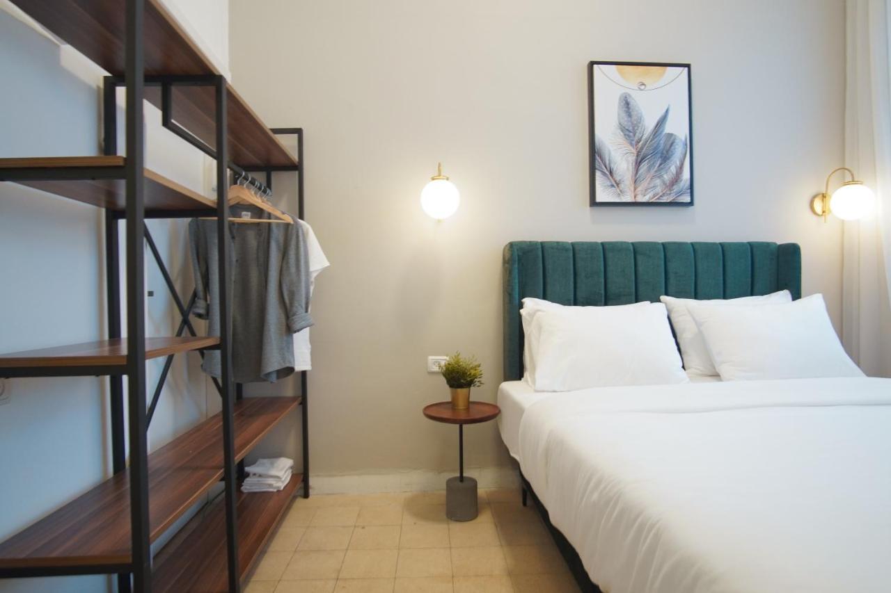 One-Bedroom Apartment,1480595351:JPEG