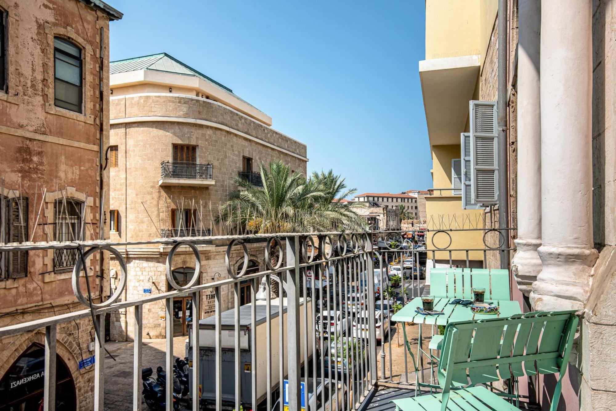 One-Bedroom Apartment Gallery Balcony