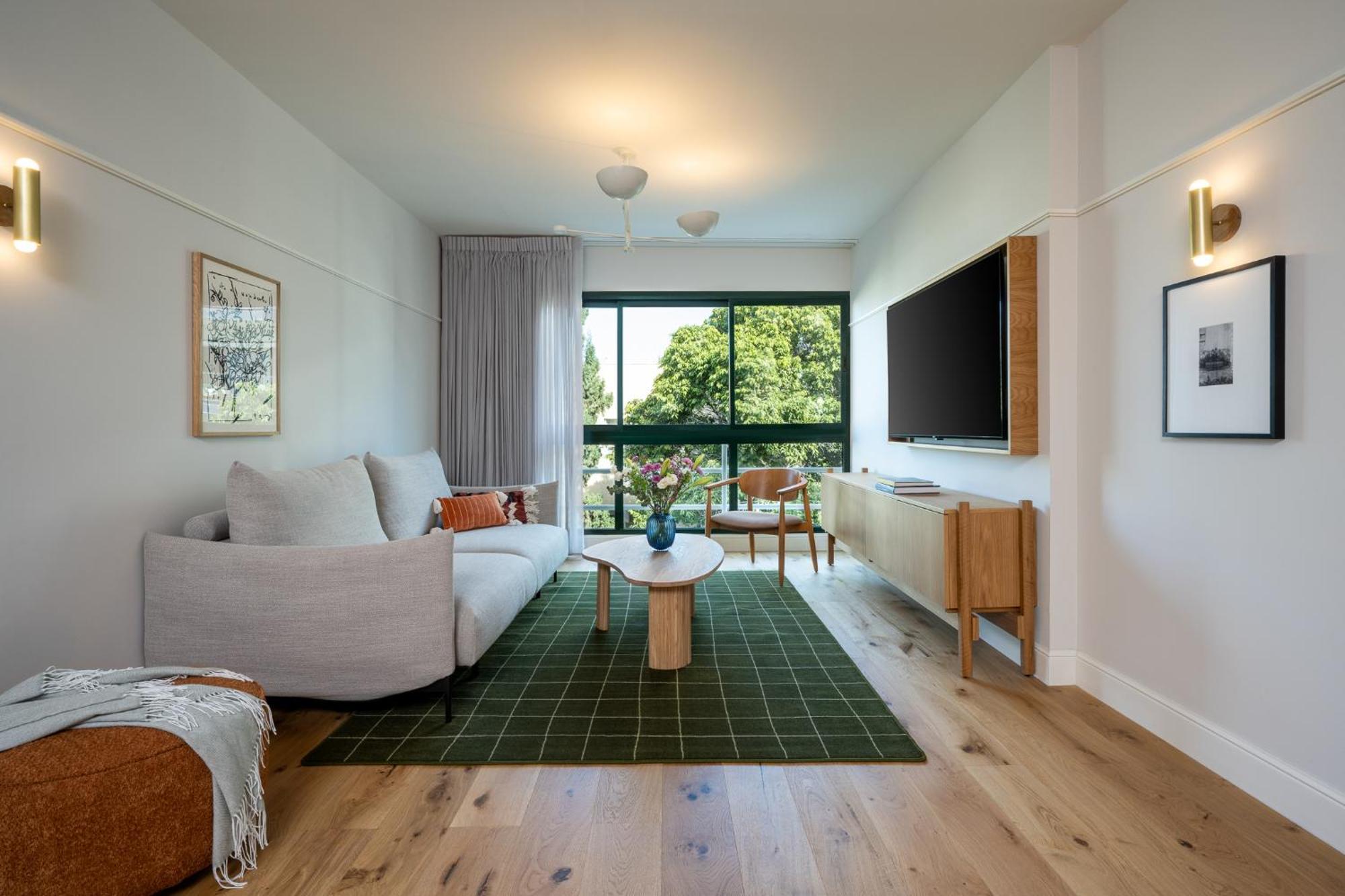 Two-Bedroom Apartment Sofabed