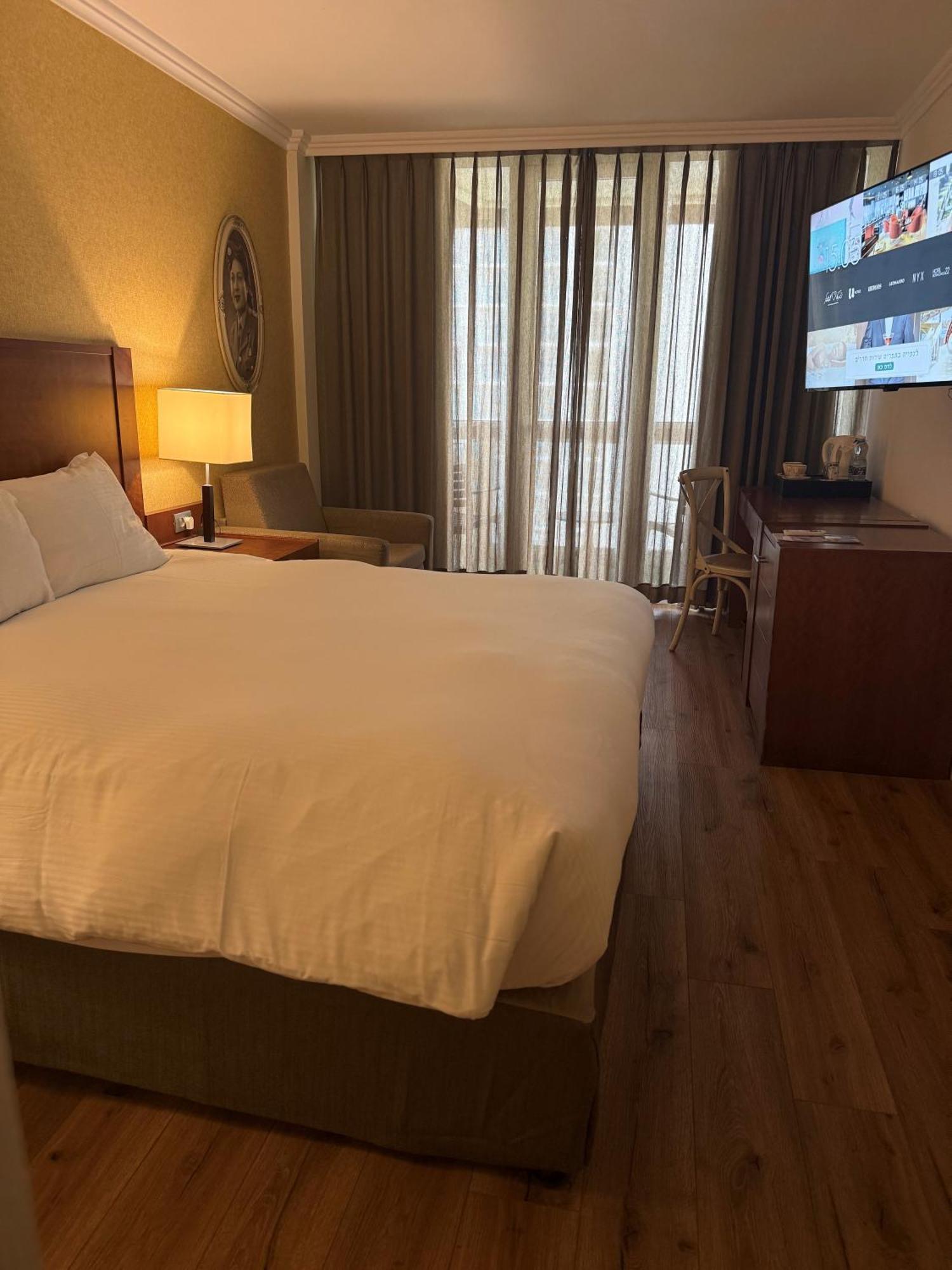 Deluxe Room with Sea View