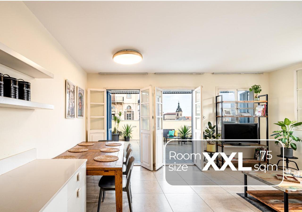 Two-Bedroom Apartment Terrace Sea View