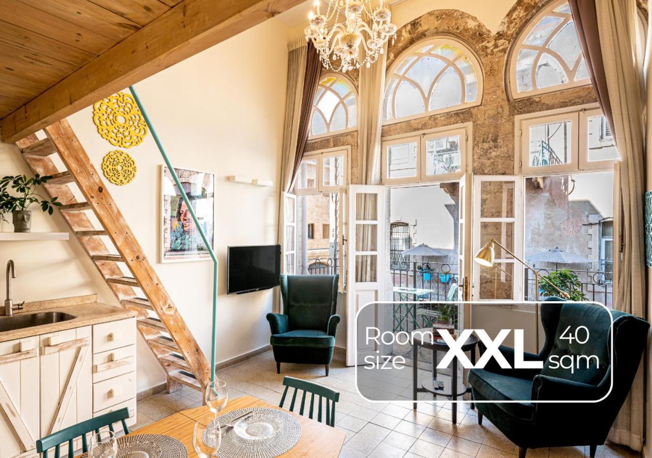 One-Bedroom Apartment Gallery Balcony