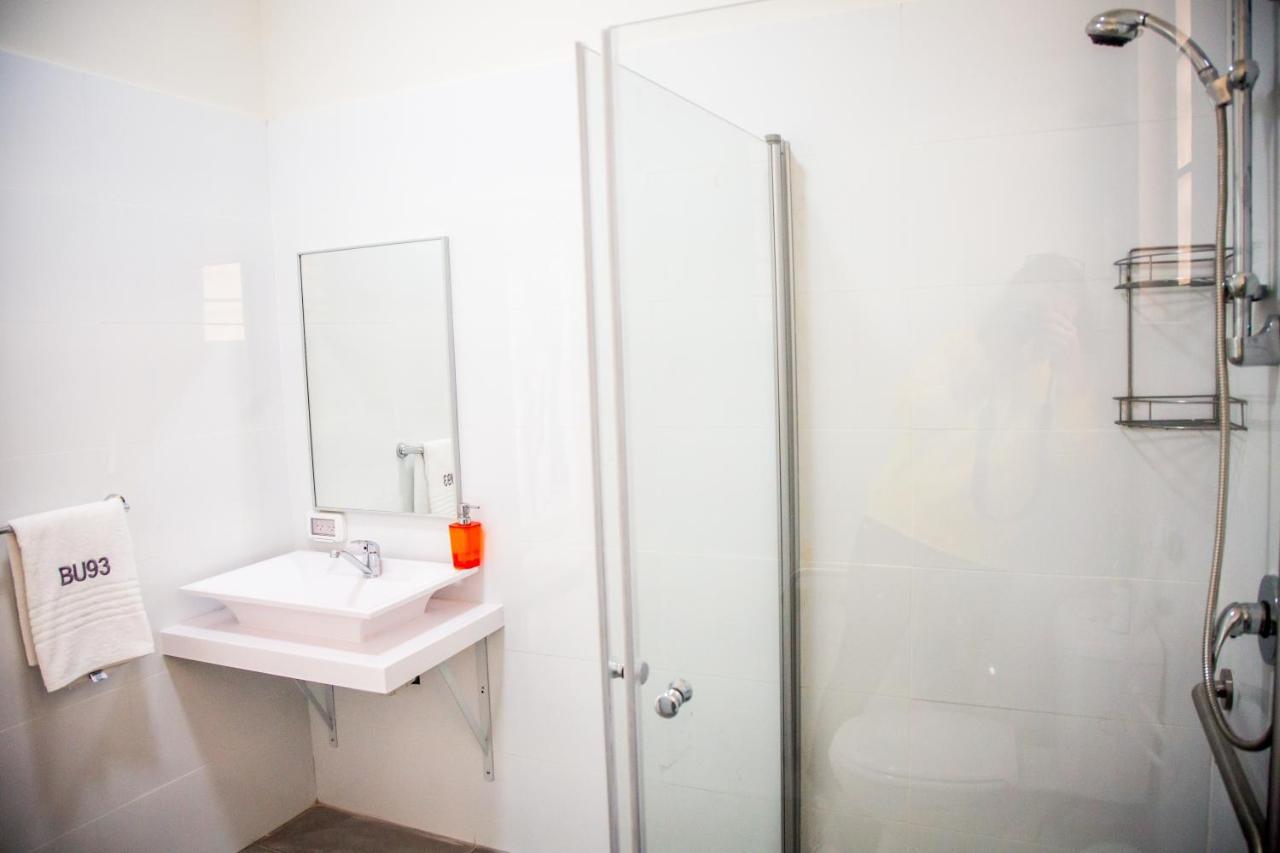 Bed in een Gemengde Slaapzaal met 10 Bedden