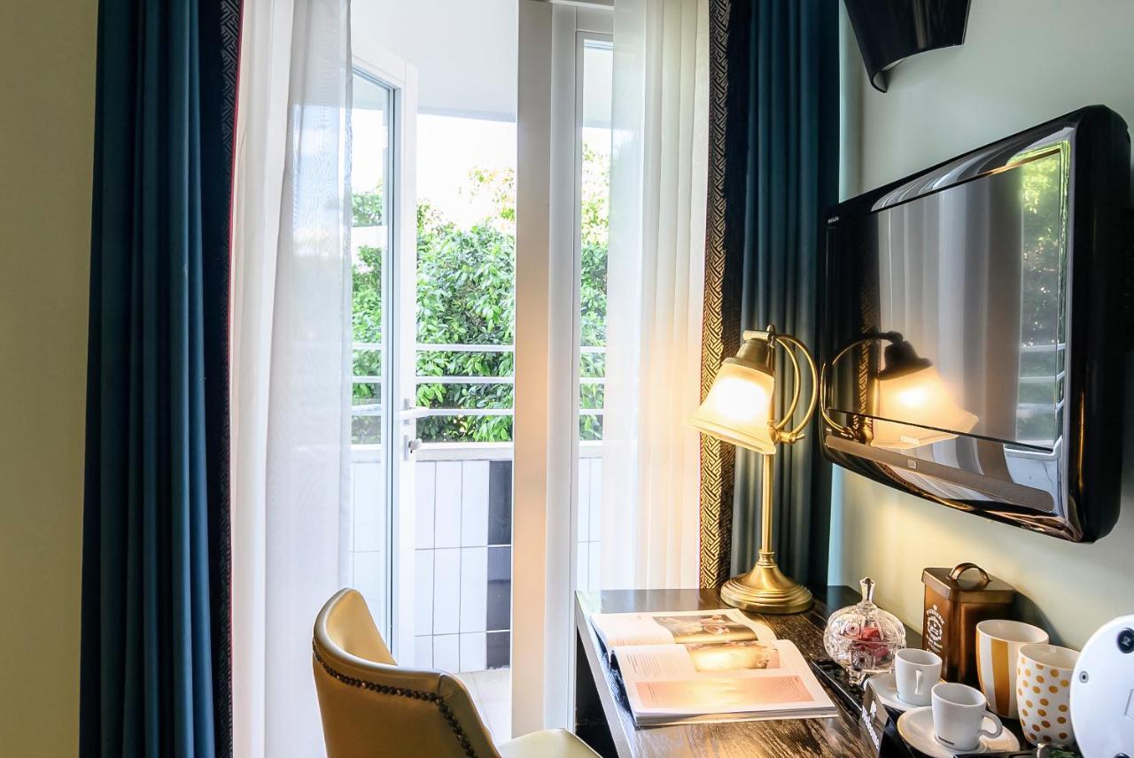 Doppelzimmer mit Balkon