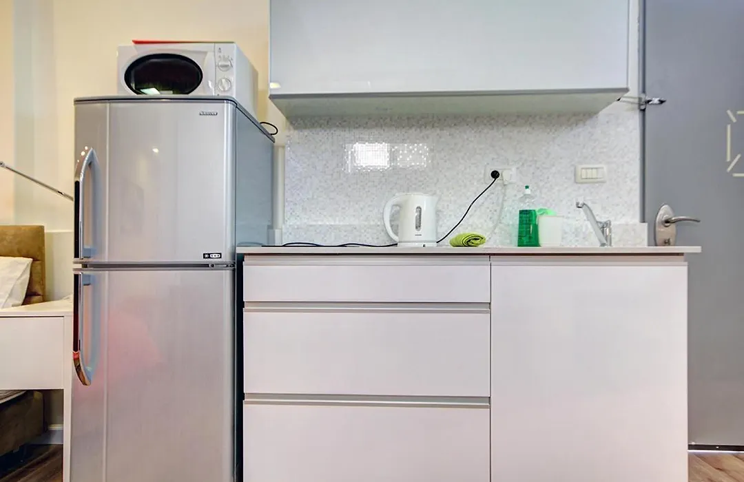 Lisetta - By Beach Apartments Tlv-1
