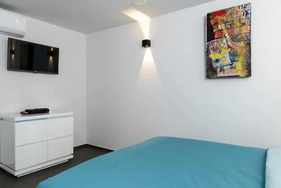 Garden Luxury Apartment By Nimi Group-1