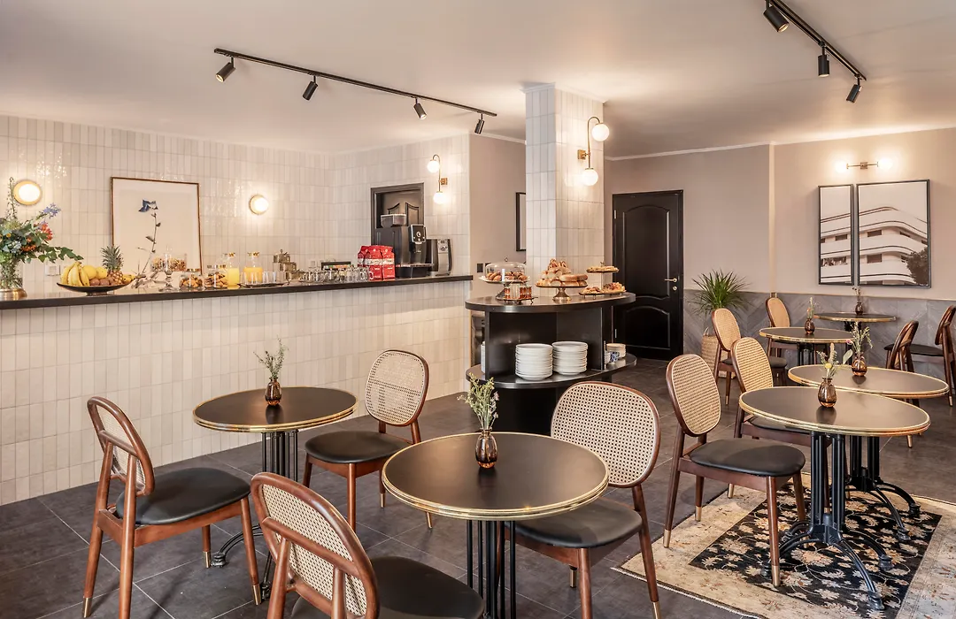 The New Port Hotel Tlv-1