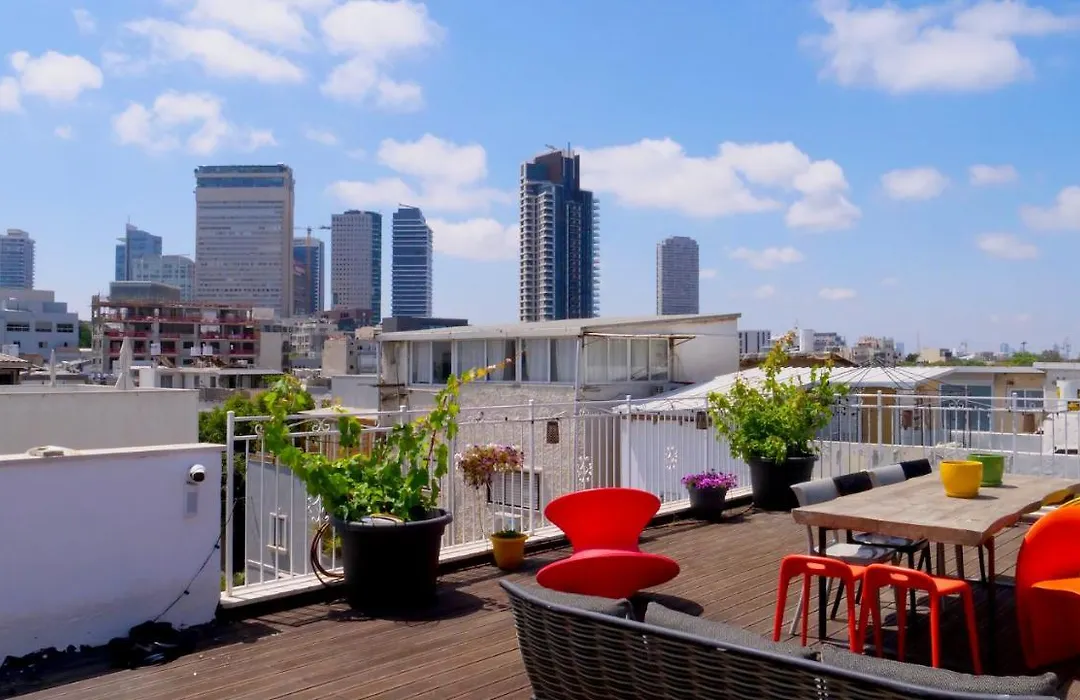 Tel Aviv Center Seaside Villa With A Pool & Rooftop-1
