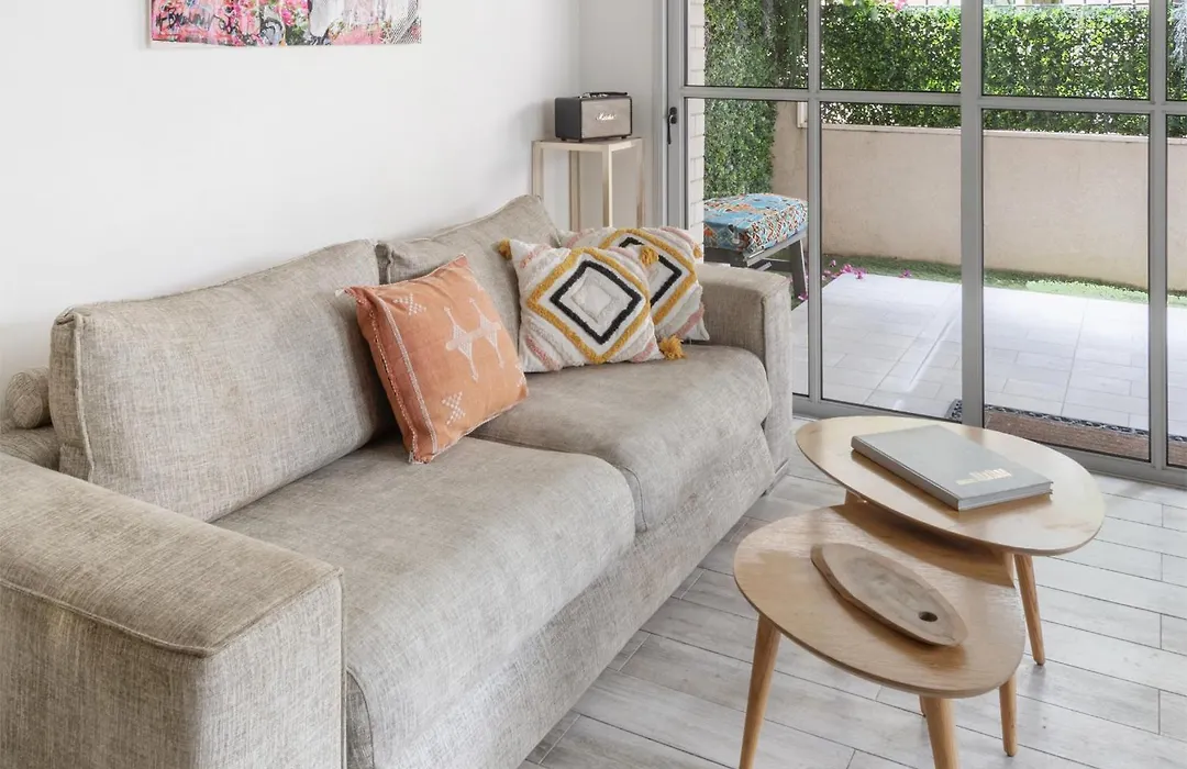 Allenby 36 Bauhaus Residence 5 Stars-1