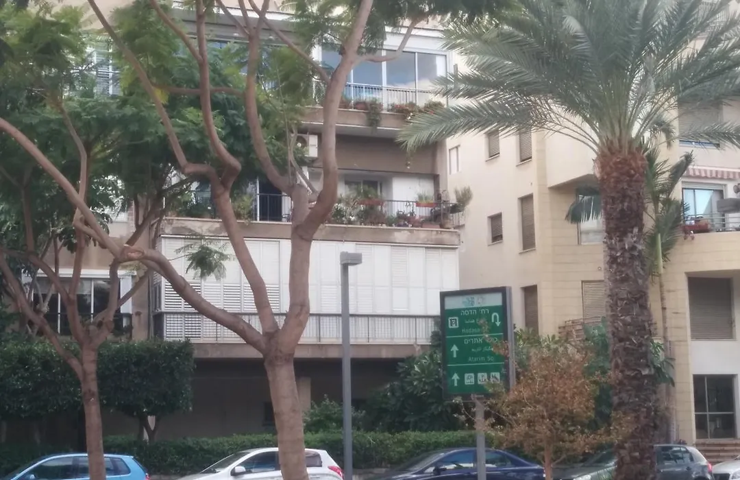 Tlv Living Apartment-1