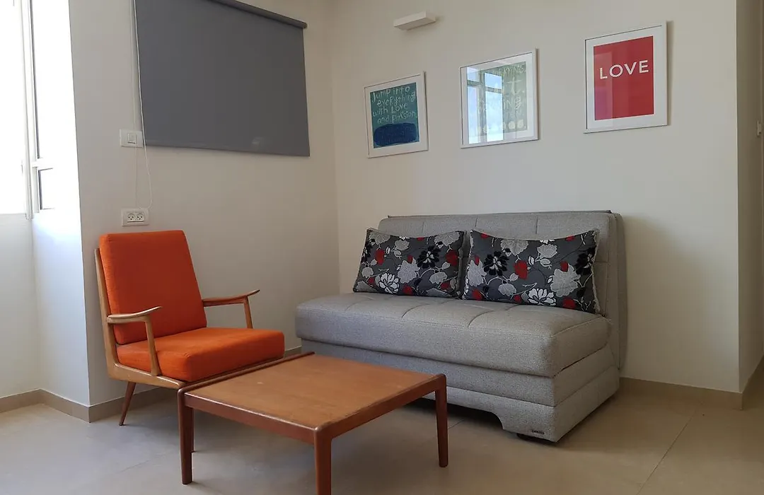 Hayarkon Street Apartment-1