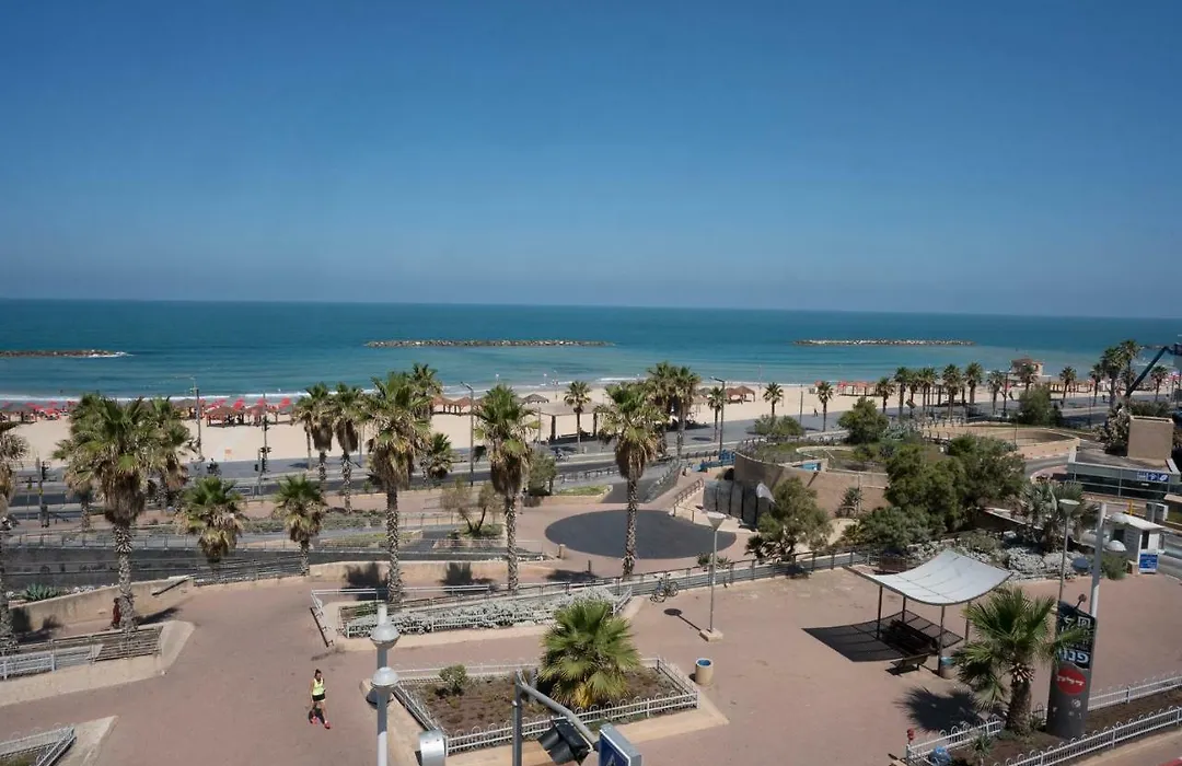 Olive Baywatch Hotel-1
