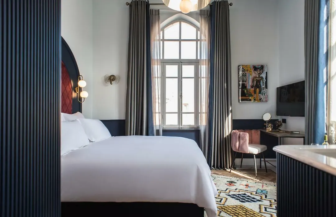 Elmina Hotel Jaffa-1