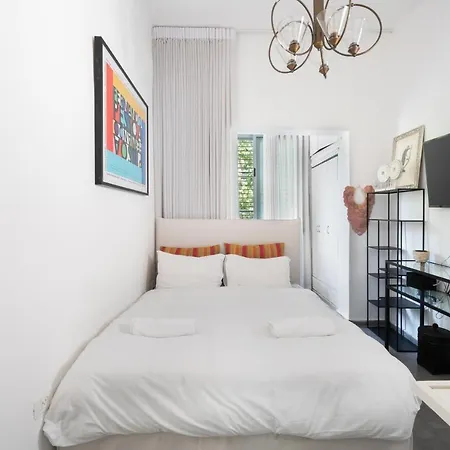16 Yedidia Frenkel Studio Apartment - By Beach Apartments Tlv-2