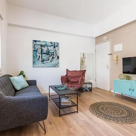 1B Patio Beach House Premium Location W/2 Balcony-2