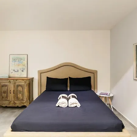 Studio Near The Carmel Market & 1Min To The Beach-2