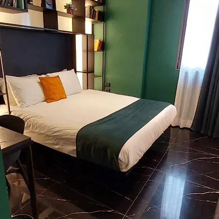 Joseph Hotel Tlv-3