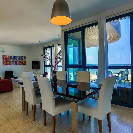 M Sea Suites - By The Beach-3
