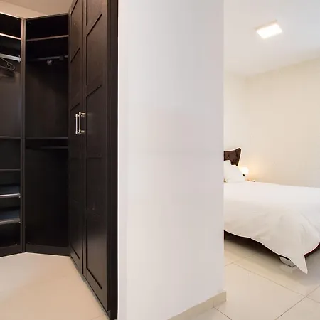 Sweethome26 Luxury Apt Close To The Beach & Free Parking-3