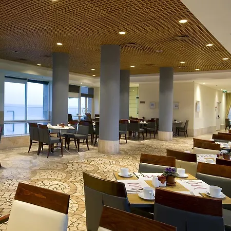 Arena Hotel By The Beach-2
