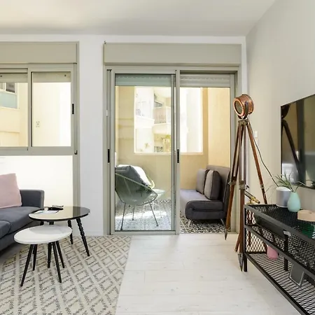 Amazing 2Br Apt With Private Parking - By Beach Apartments Tlv-2