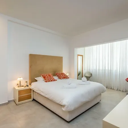 Superbe Apt Avec Terrasse Gordon Beach-3