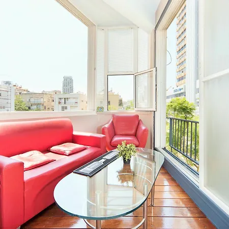 Stunning 2Bd W/ Private Balcony By Sea N' Rent-3