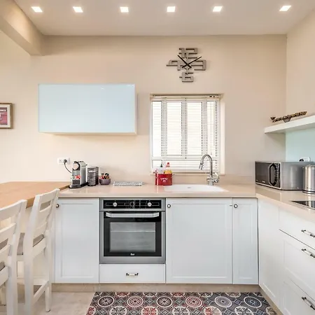 Ben-Gurion Blvd 2Bdr Close To The Beach-2