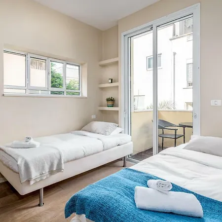 Ben-Gurion Blvd 2Bdr Close To The Beach-3