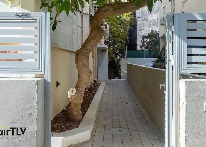 Sirkin Boutique By Localz - Bograshov Beach Tel Aviv