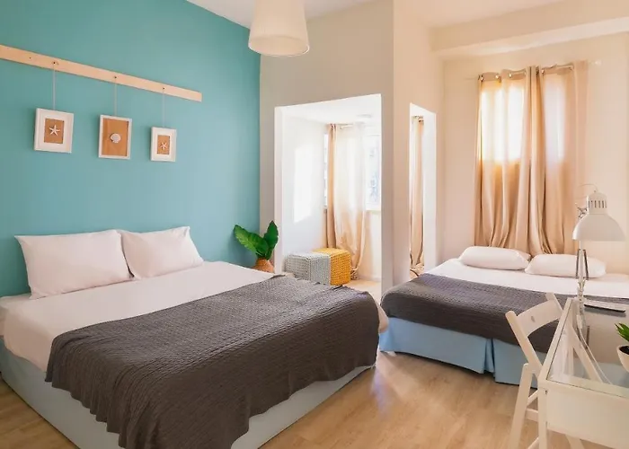 4 Bedroom Apartment On The Beach Tel-Aviv